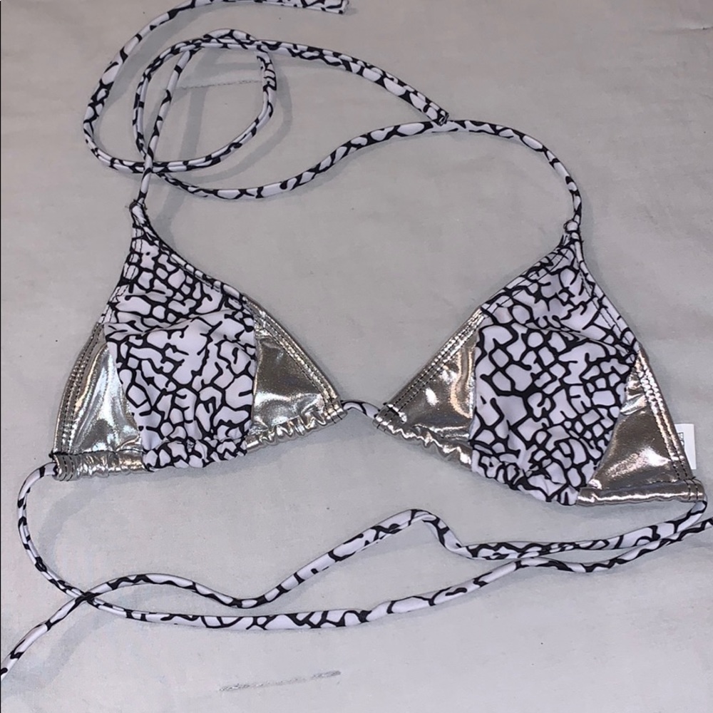 Bikini top